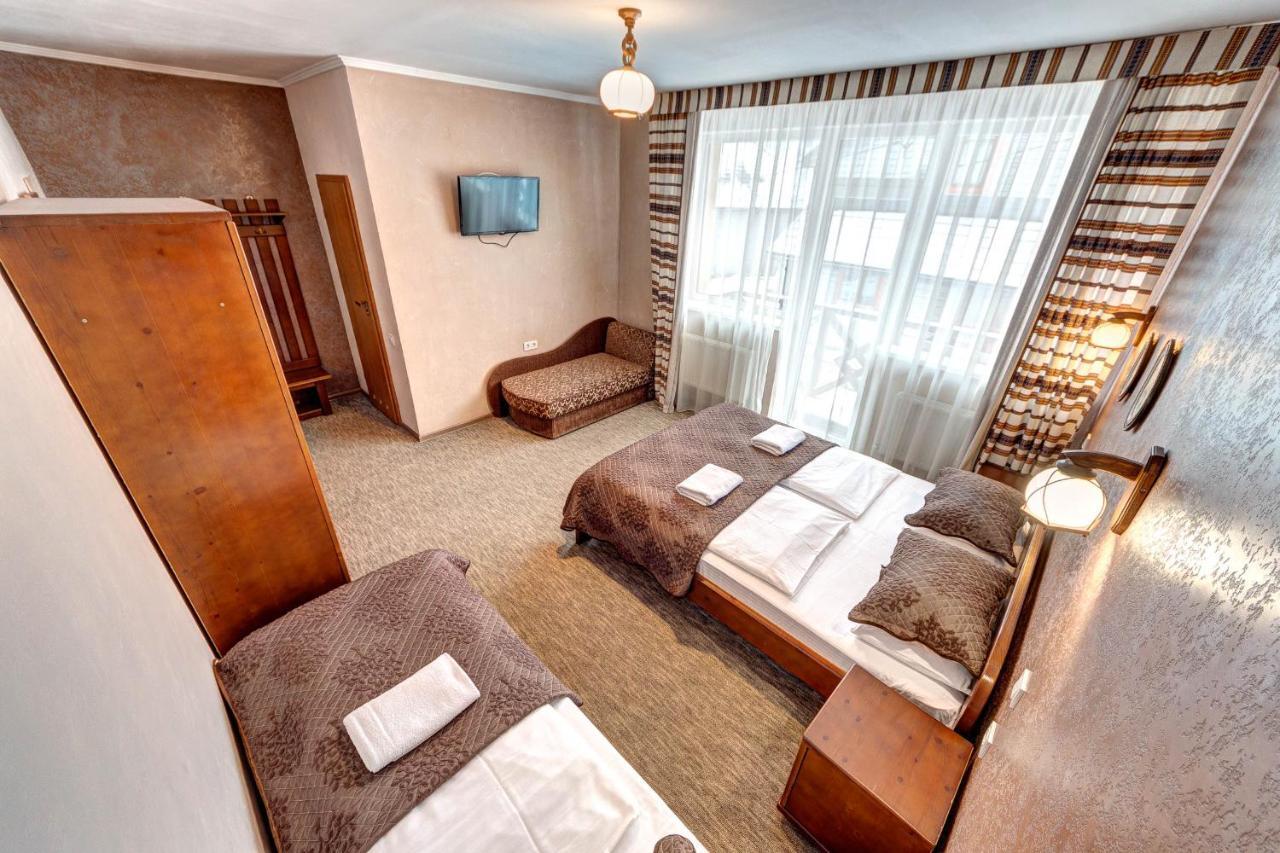 Hotel Gutsulia Bukowel